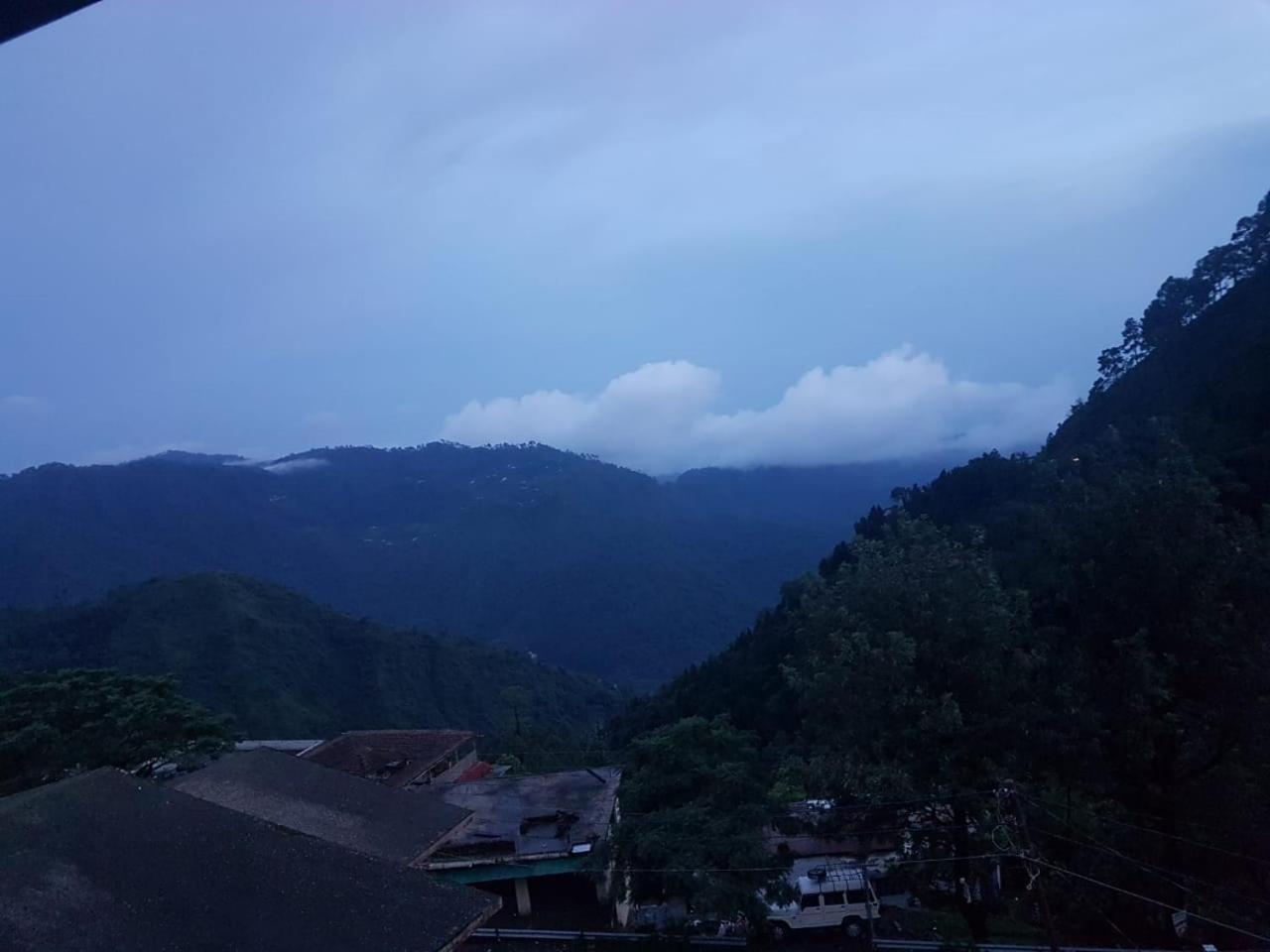 Oyo 23298 Hotel Uttaranchal Inn Nainital Bagian luar foto